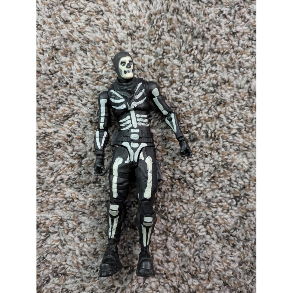Fortnite‎ Green Glow Skull Trooper Action Figure Epic Games 2019 7"